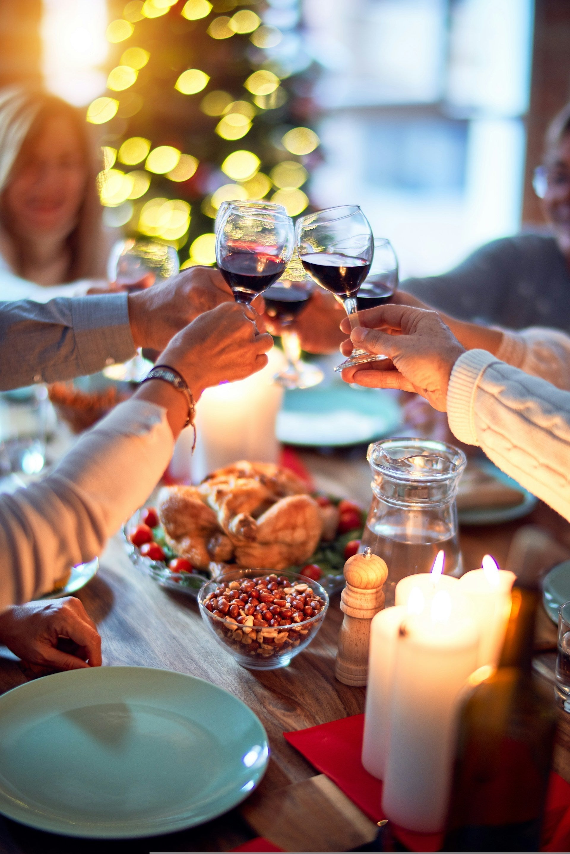 The Ultimate Guide to Hosting Memorable Holiday Parties at Home – Boite ...
