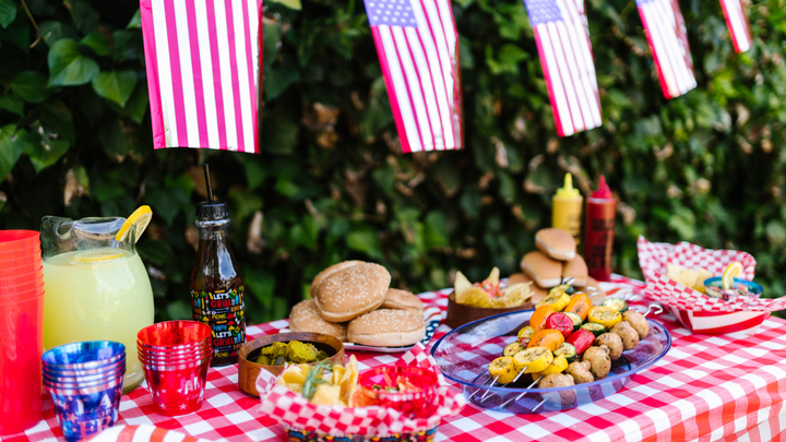 Perfect Labor Day Tablescape Setup in Minutes